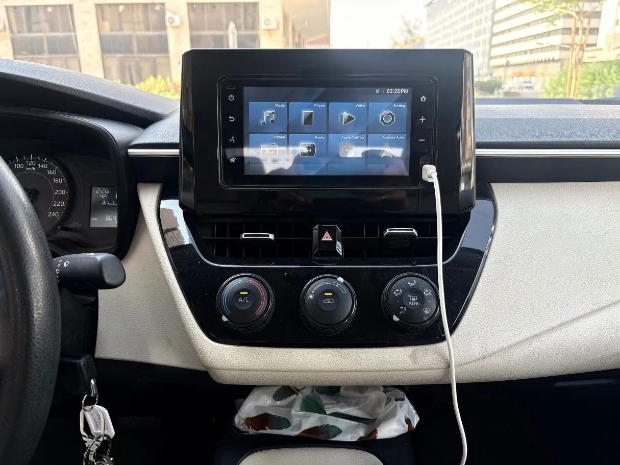 Car image 21