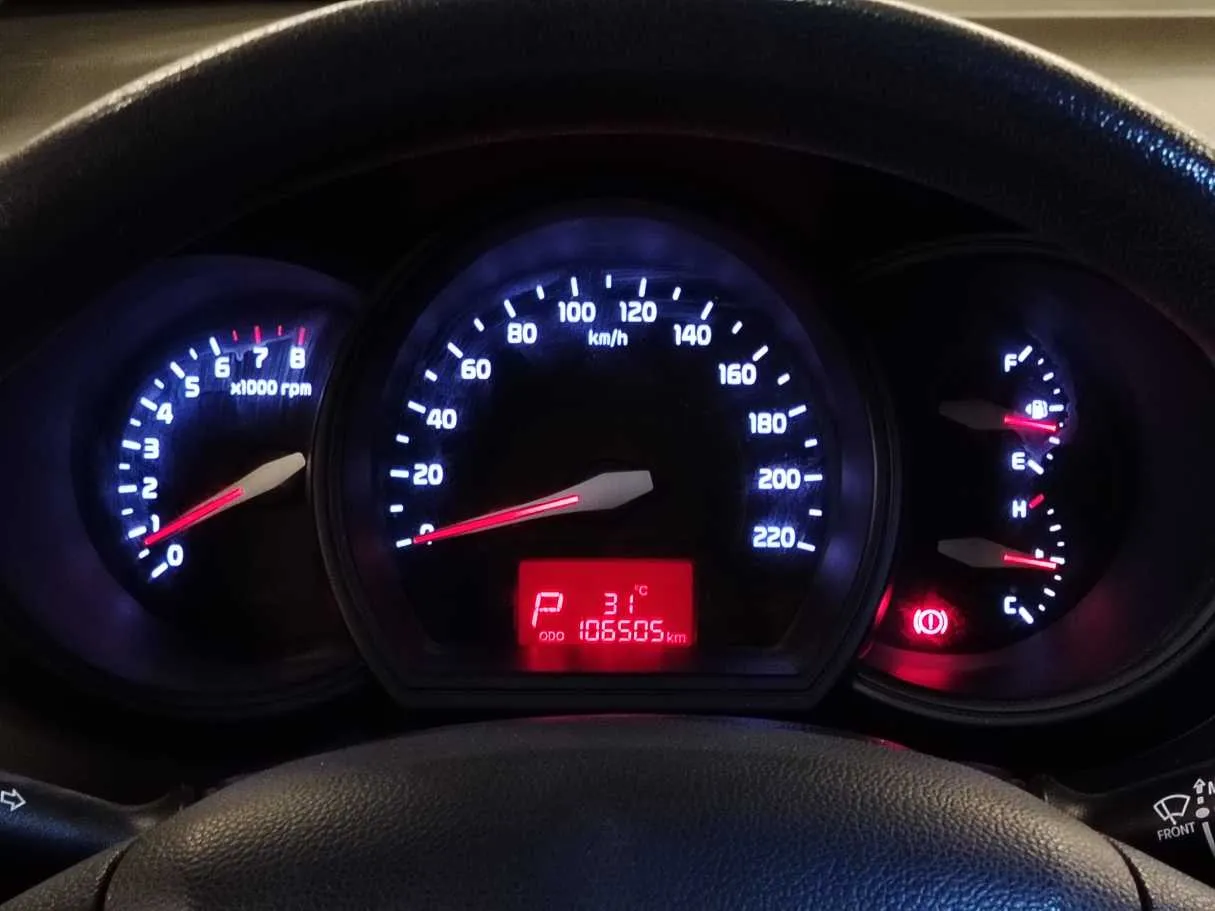 Car image 22
