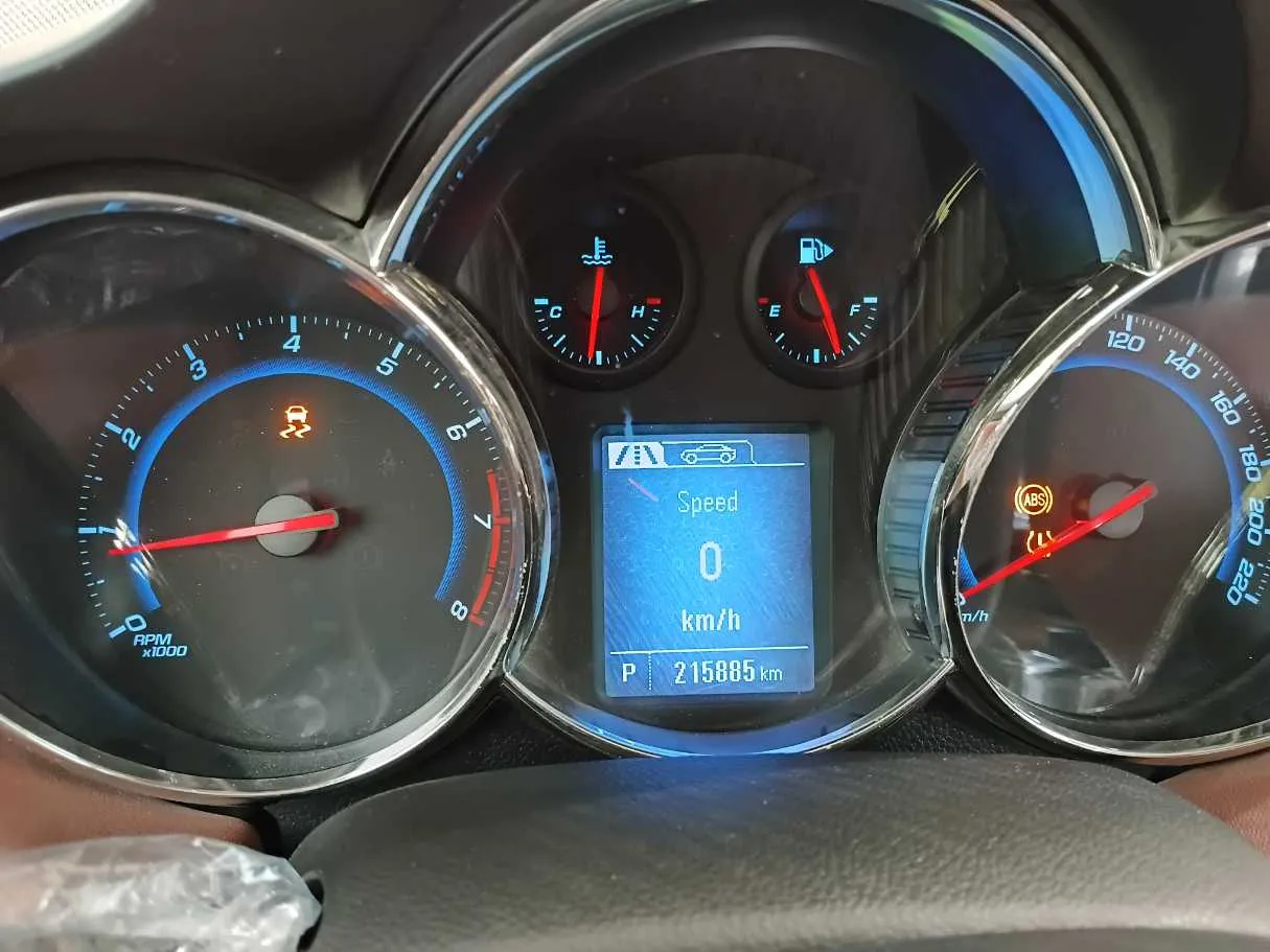 Car image 21