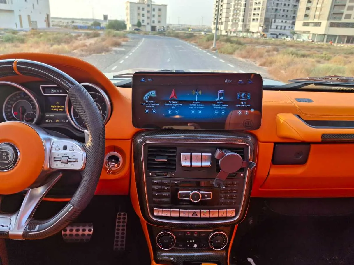 Car image 16