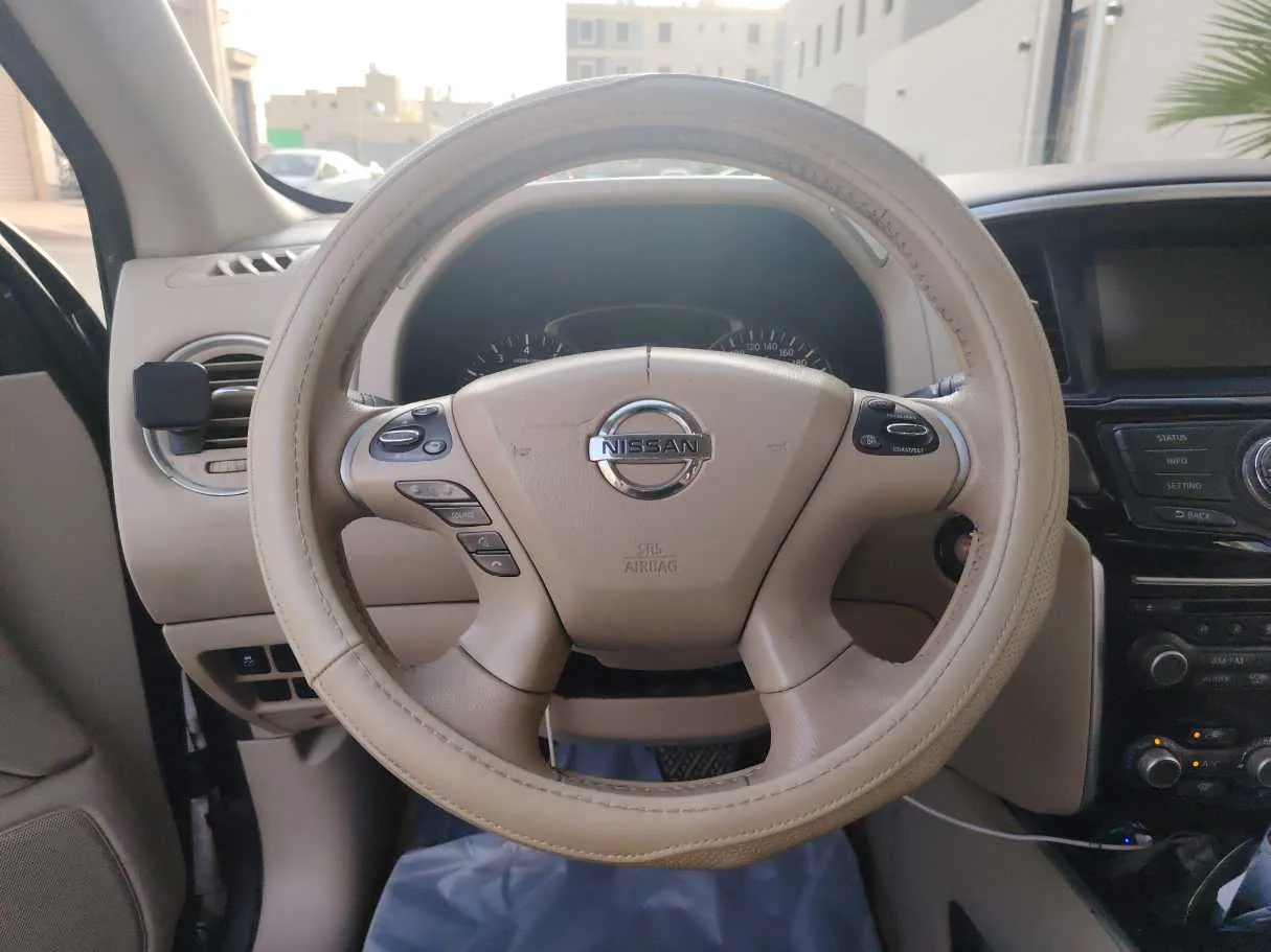 Car image 21