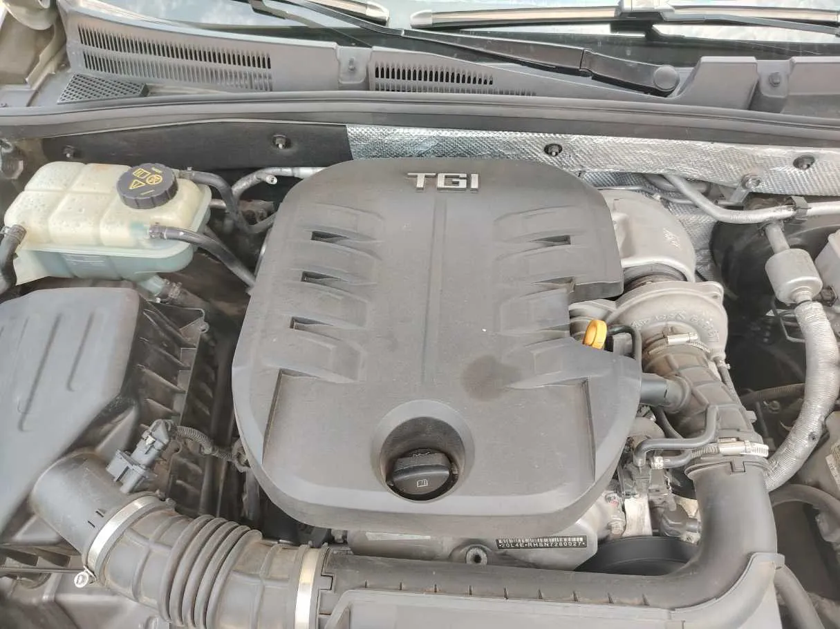 Car image 46