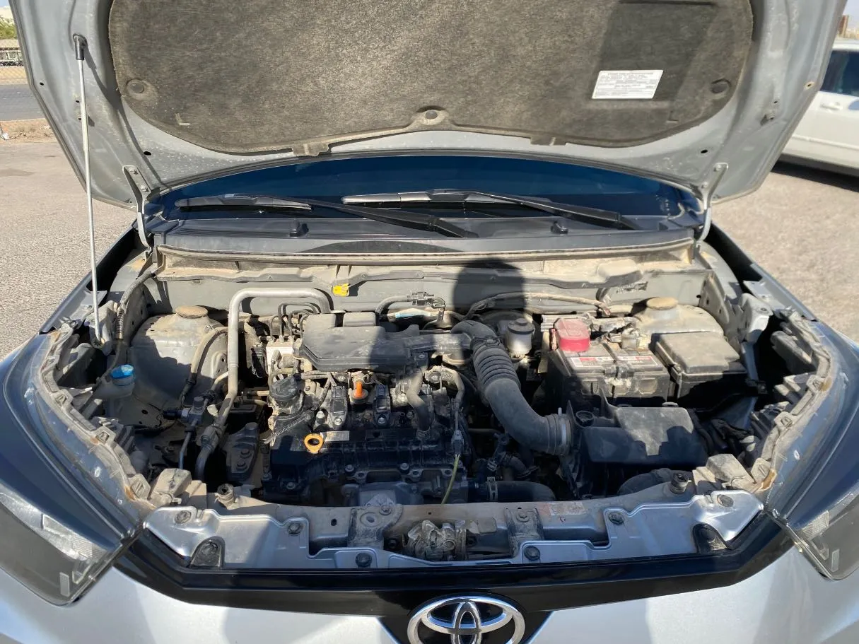 Car image 24