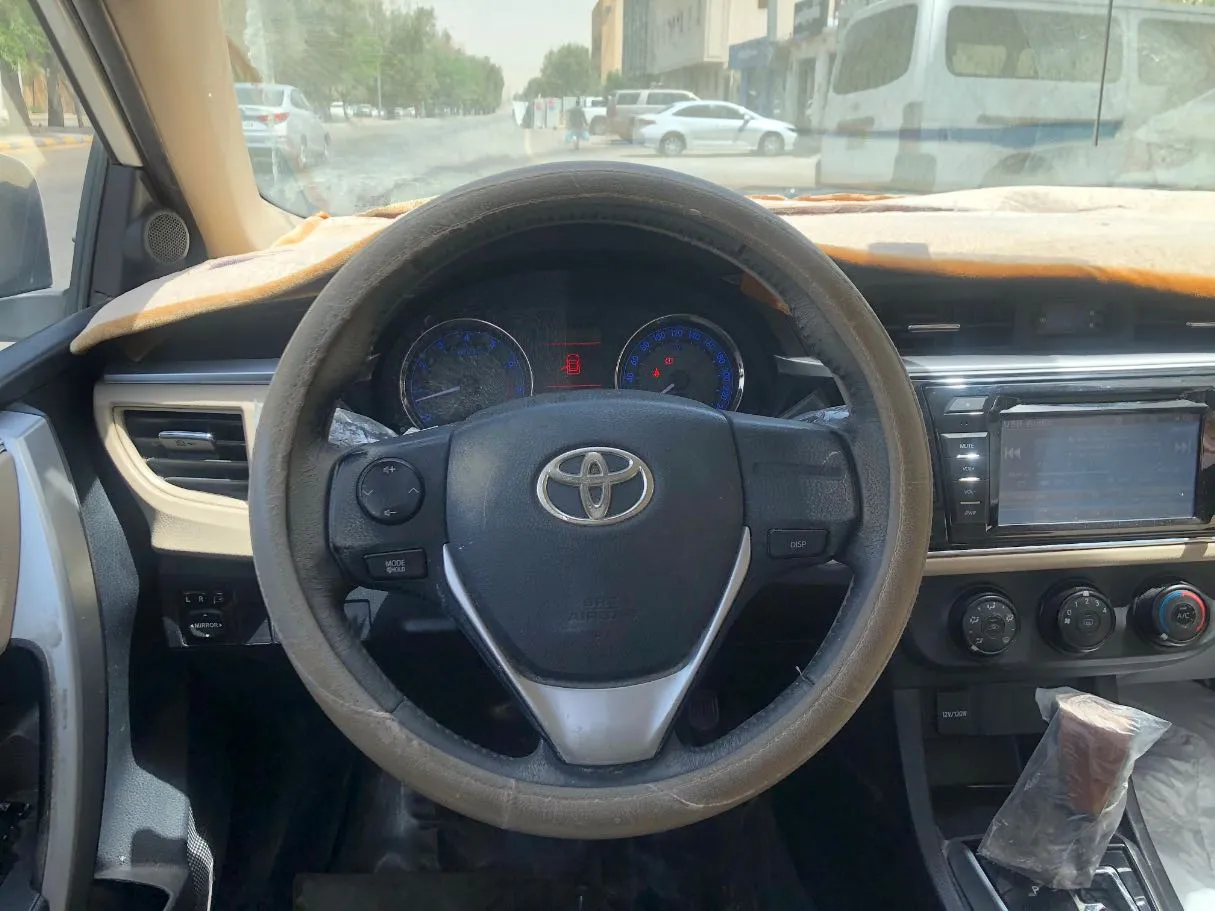 Car image 16