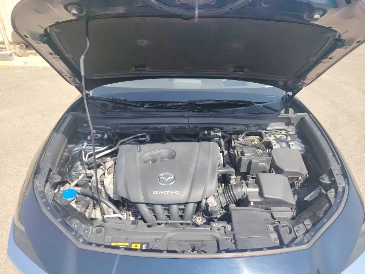Car image 37