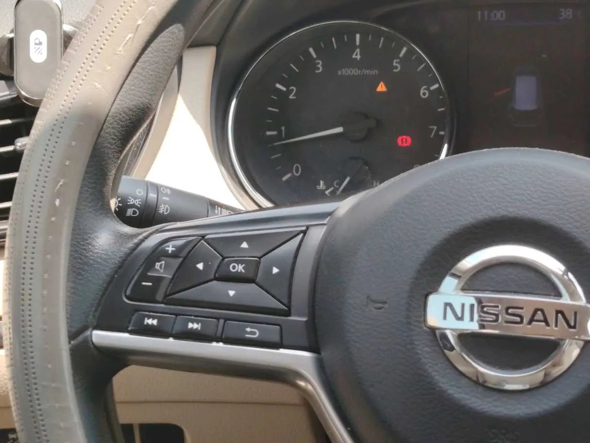Car image 24