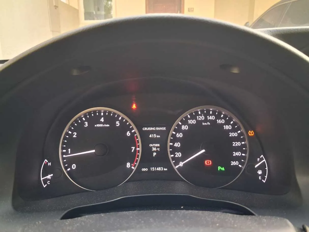 Car image 20