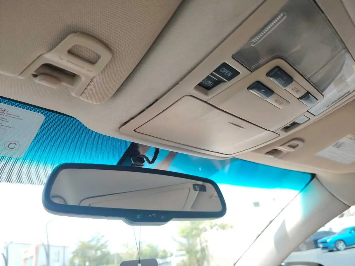 Car image 42