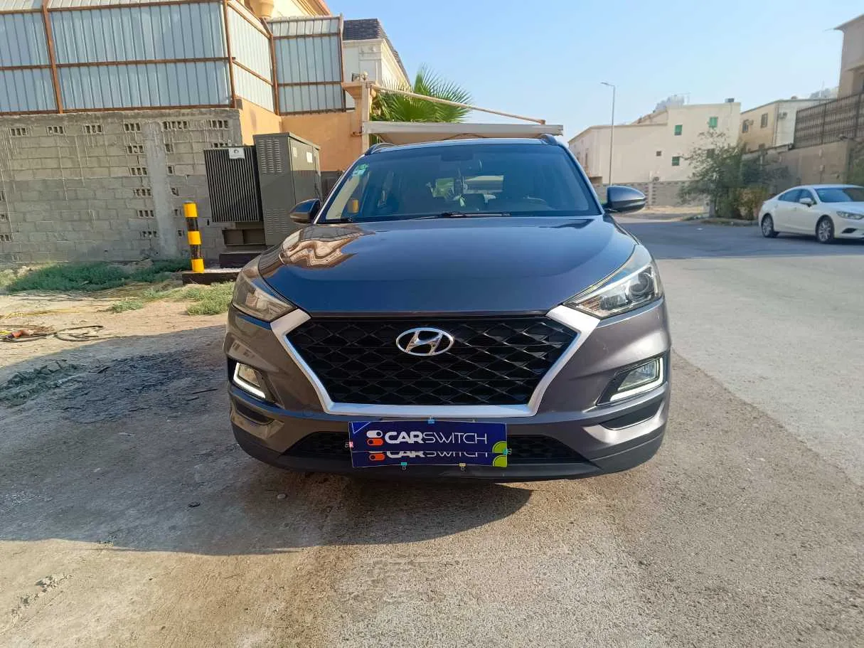 Car image 2