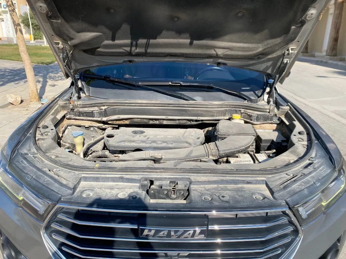 Car image 27