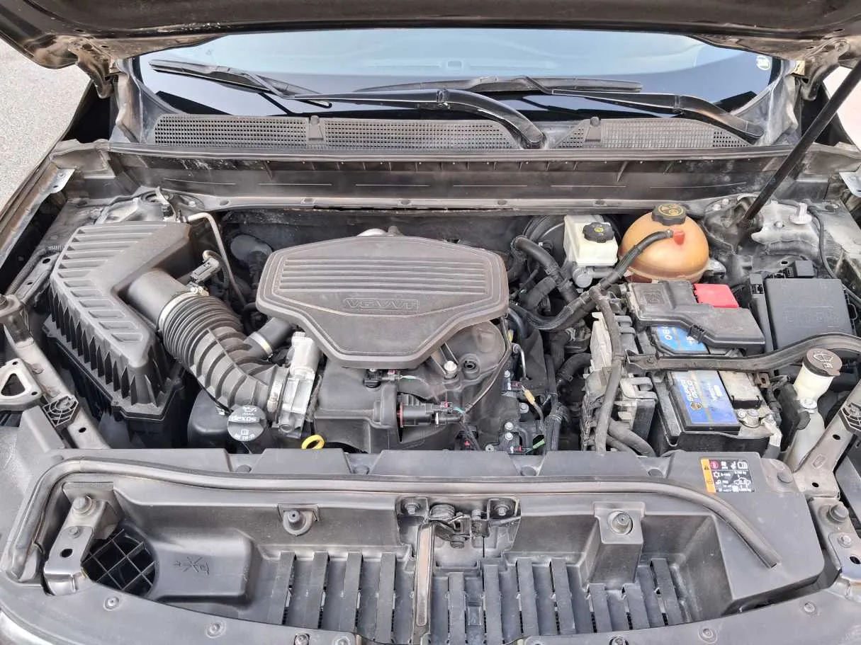 Car image 20