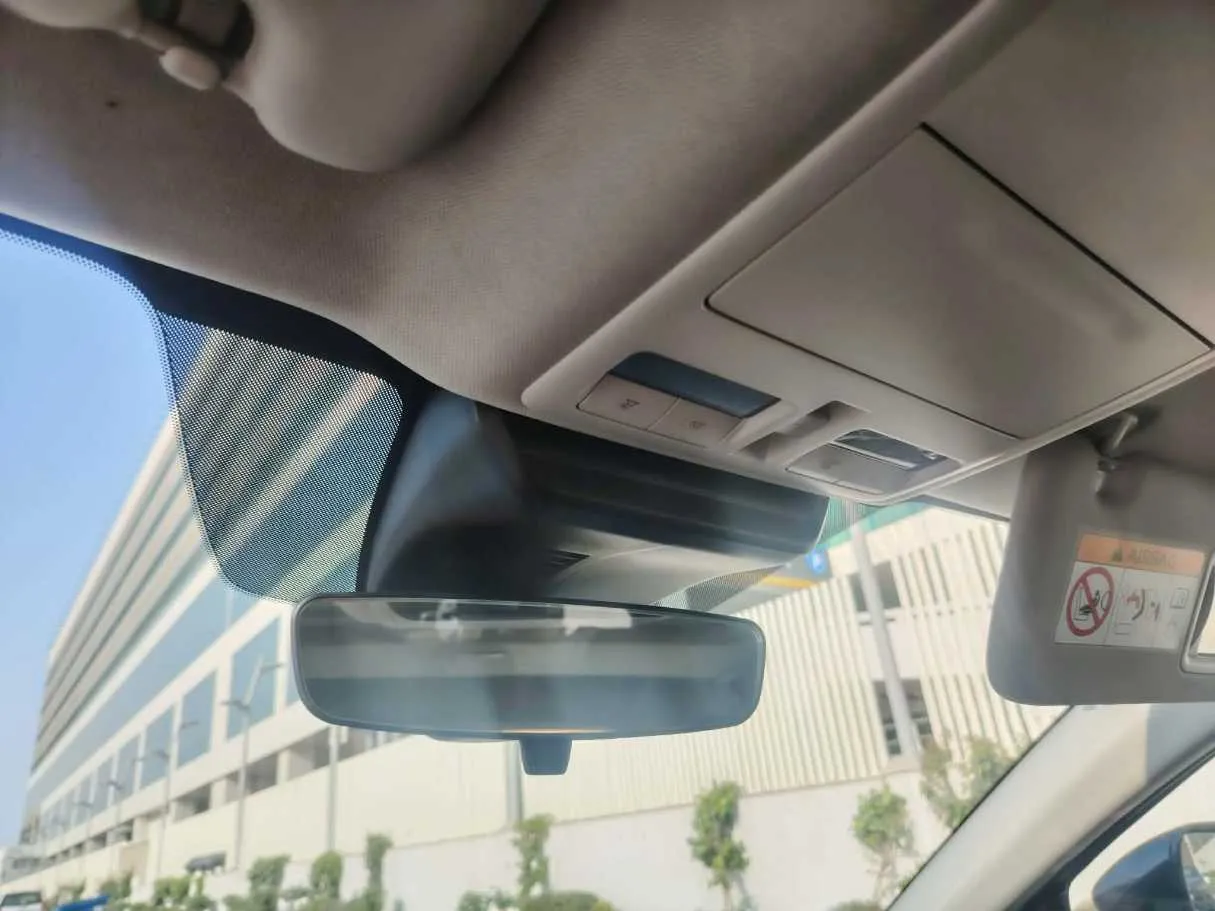 Car image 28