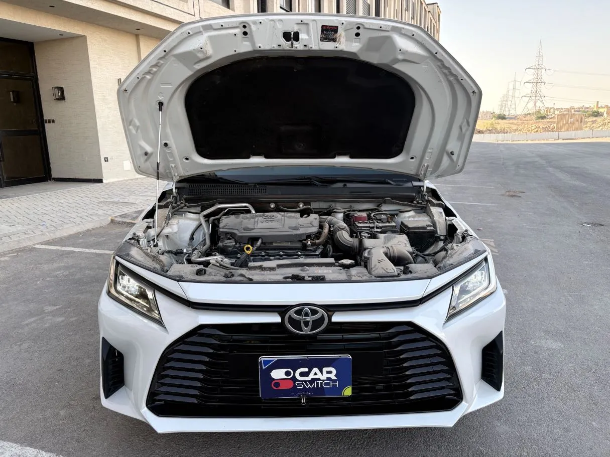 Car image 29