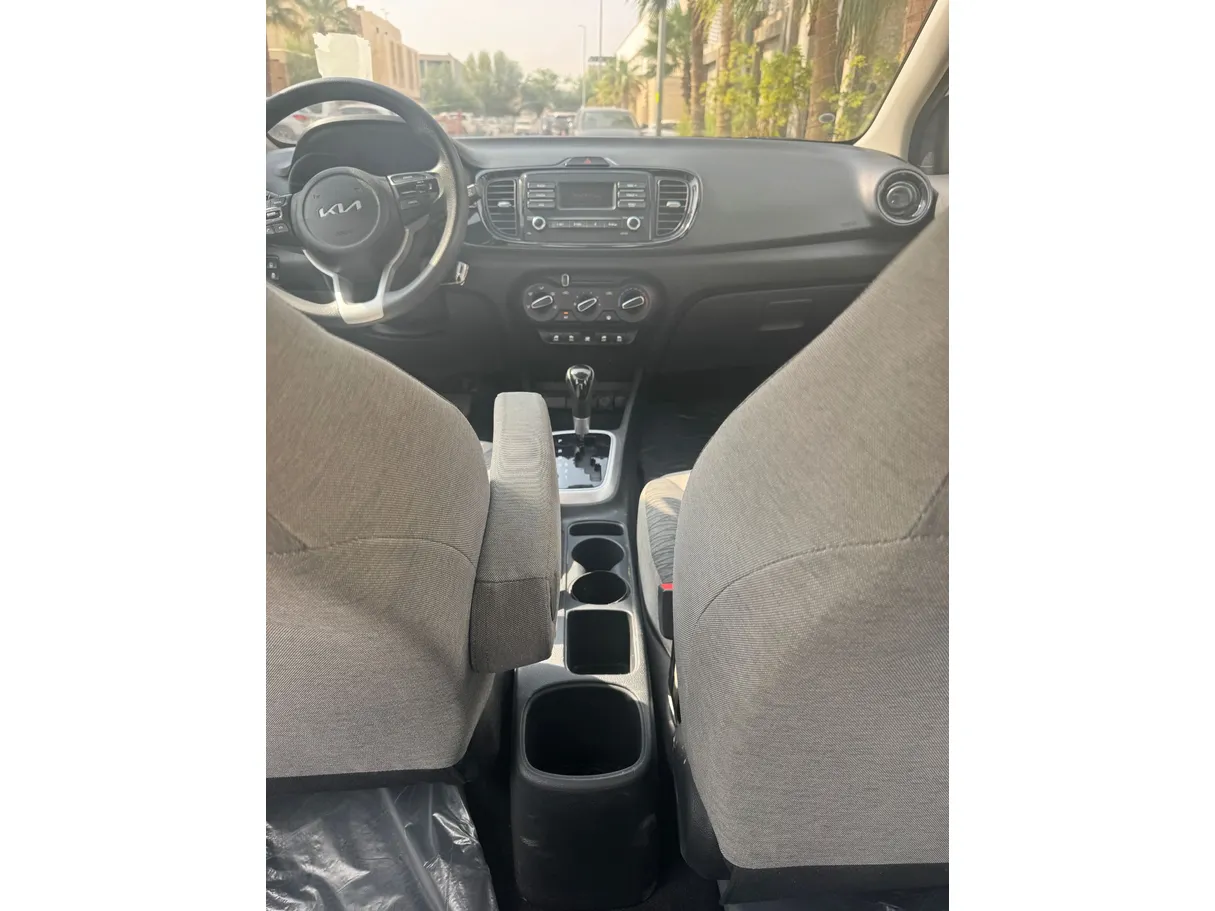Car image 20