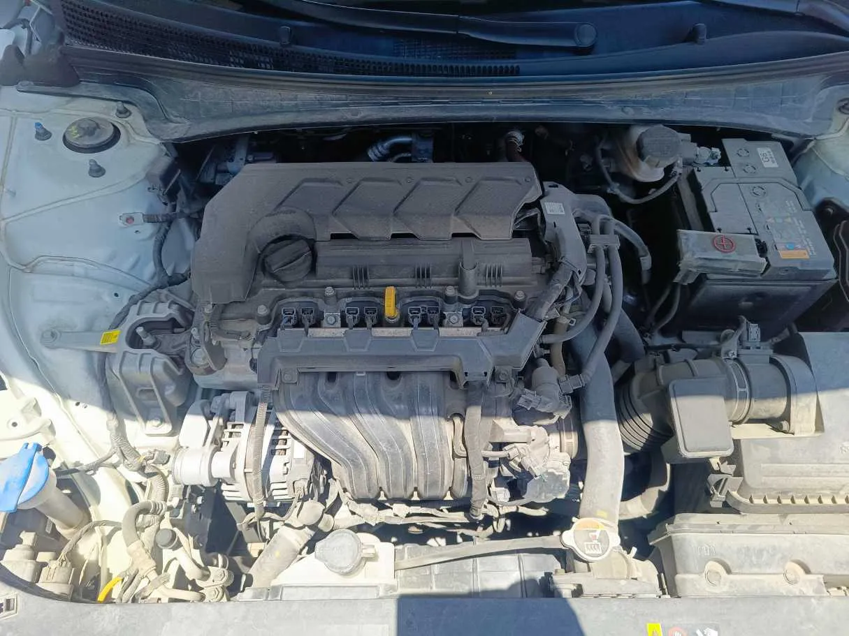 Car image 39