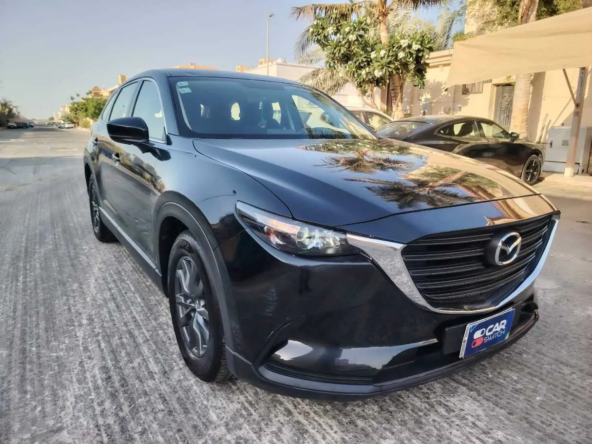 Car image 3