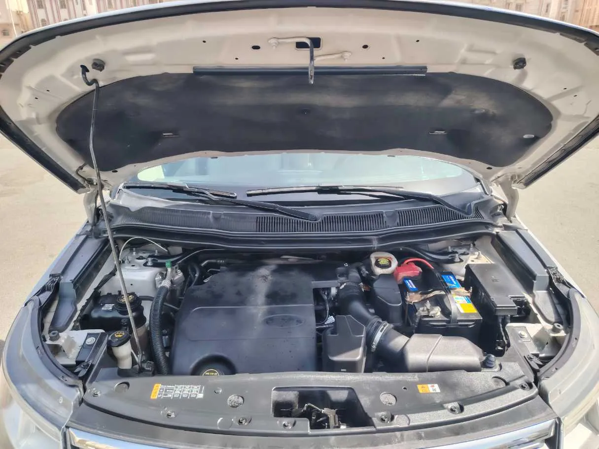 Car image 33