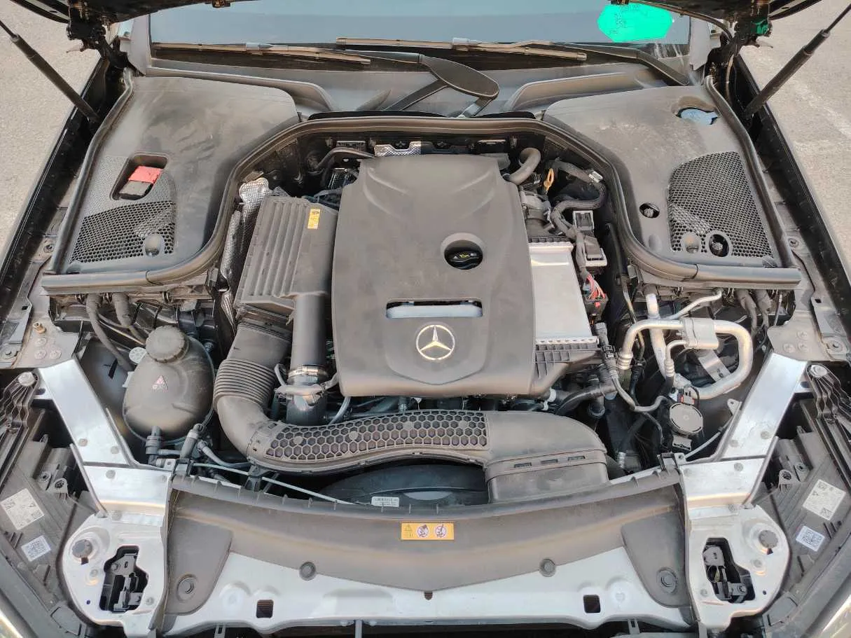 Car image 37