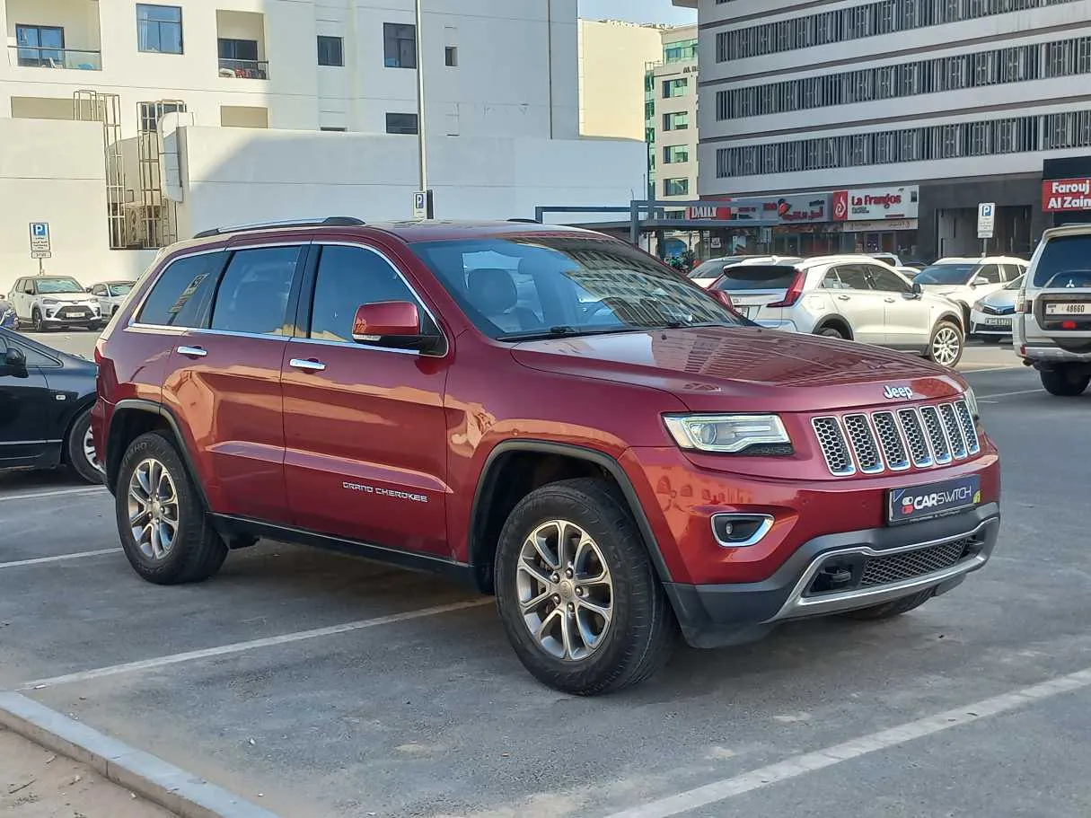 Car image 3