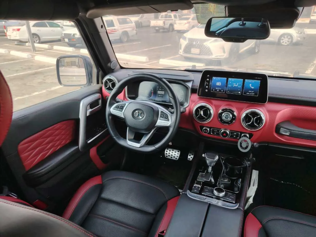 Car image 20