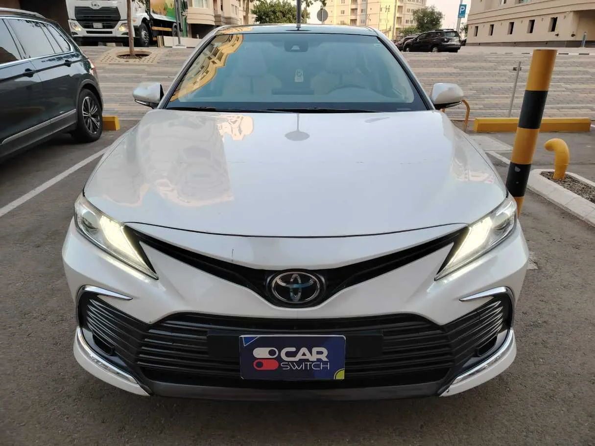 Car image 2