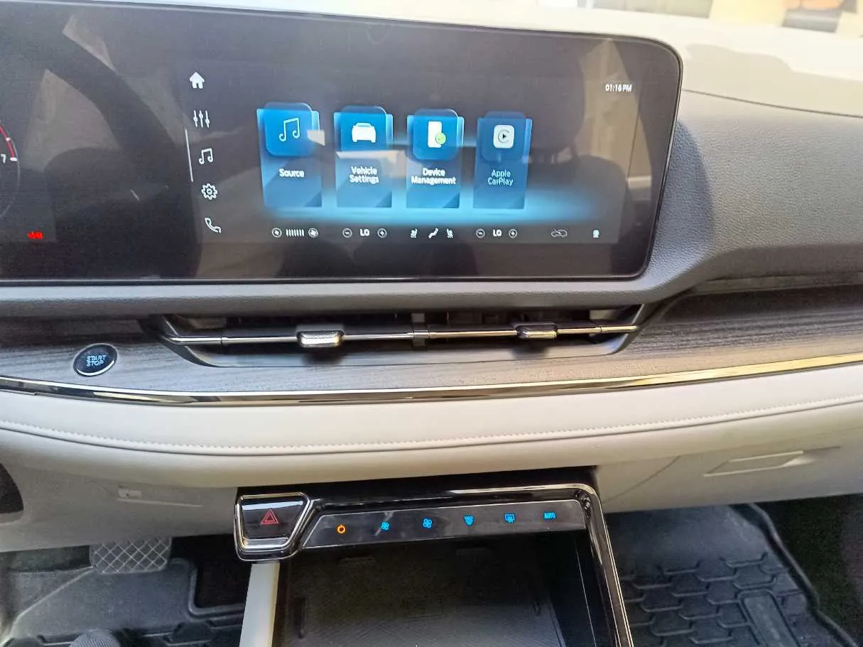 Car image 22