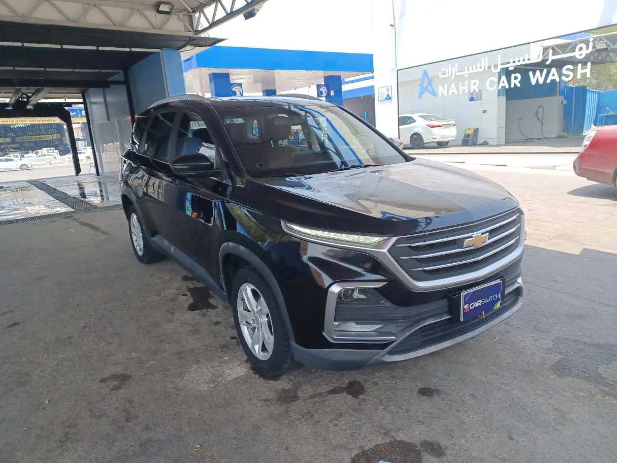 Car image 3