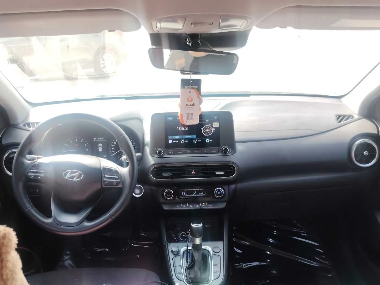 Car image 15