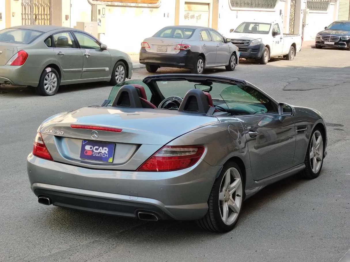 Car image 6