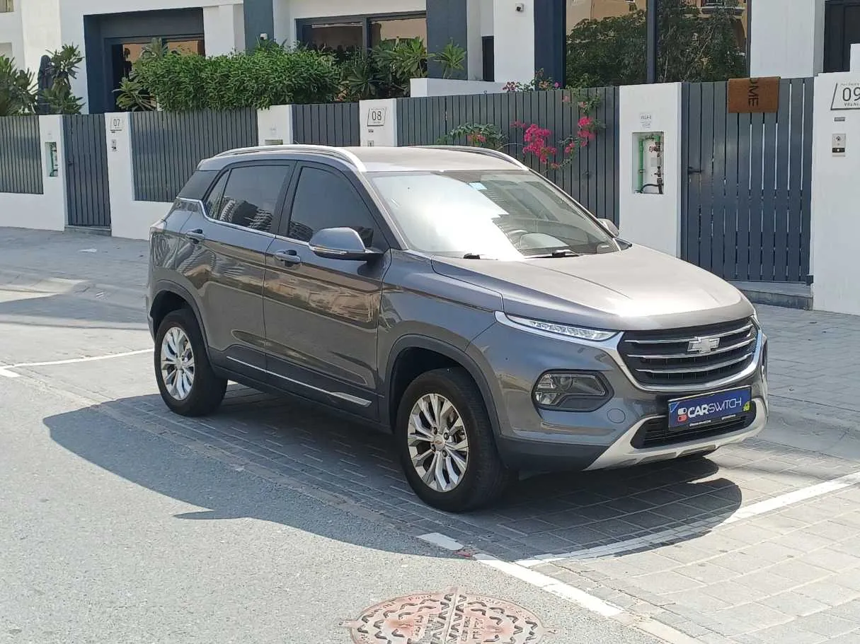 Car image 3