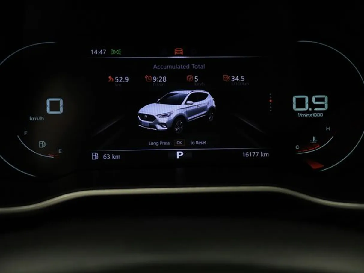 Car image 6