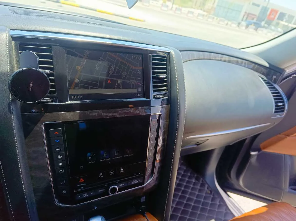 Car image 28