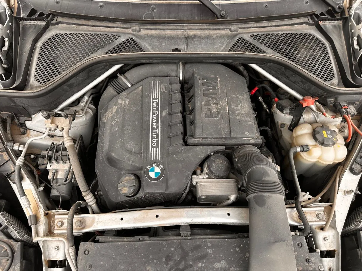 Car image 28
