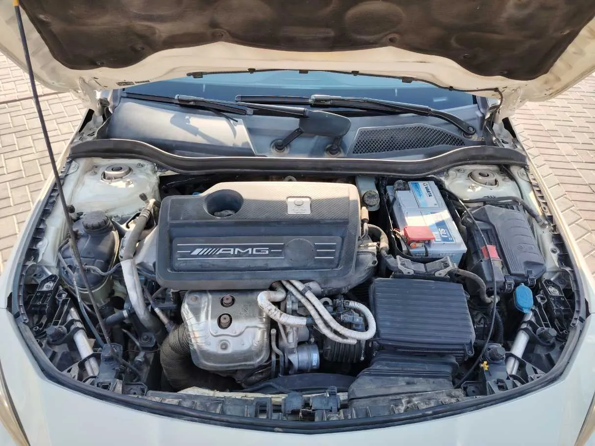 Car image 36