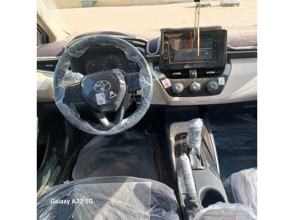 Car image 16