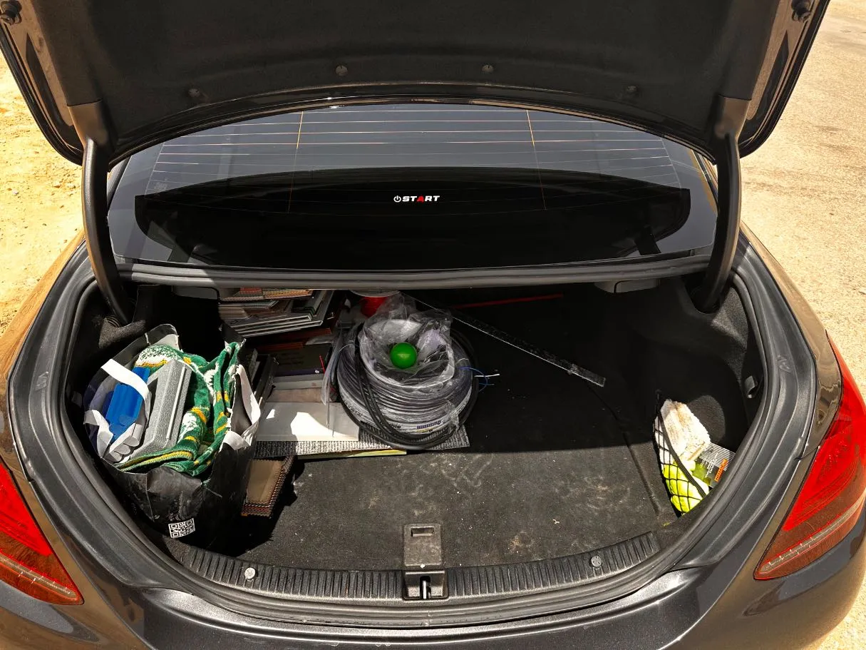 Car image 22