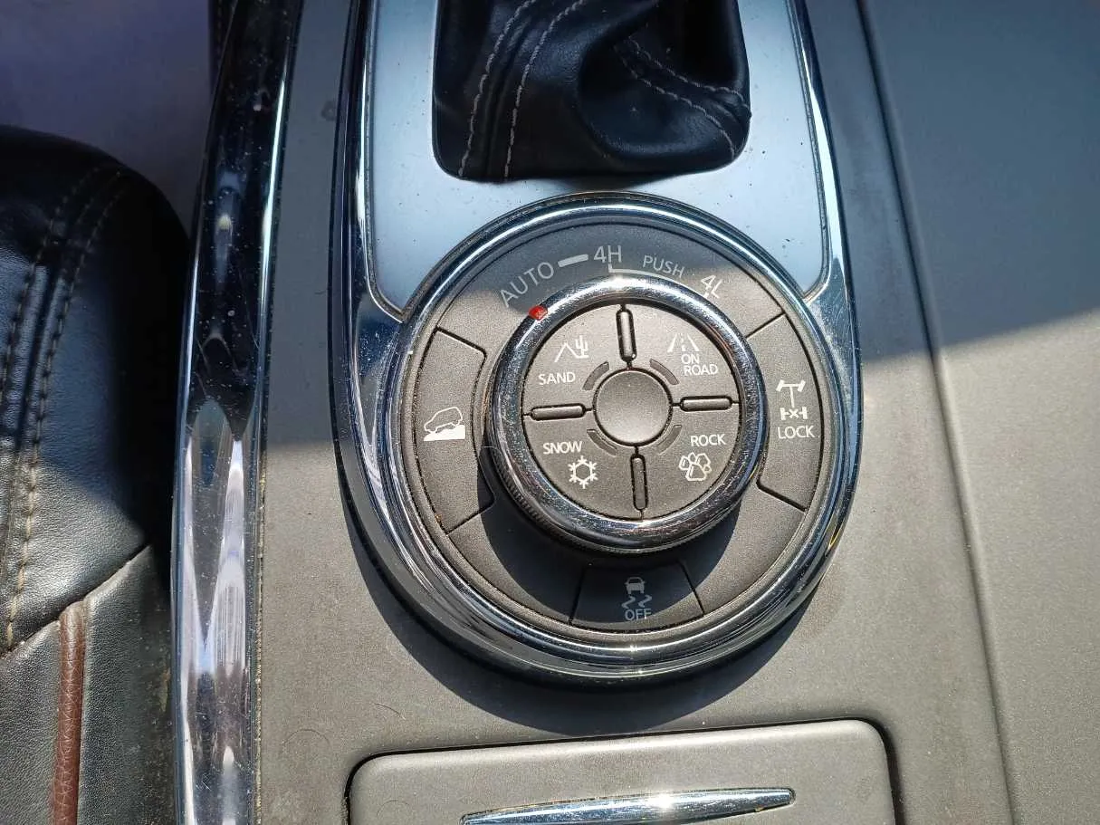 Car image 21