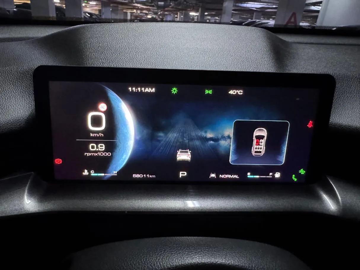 Car image 17