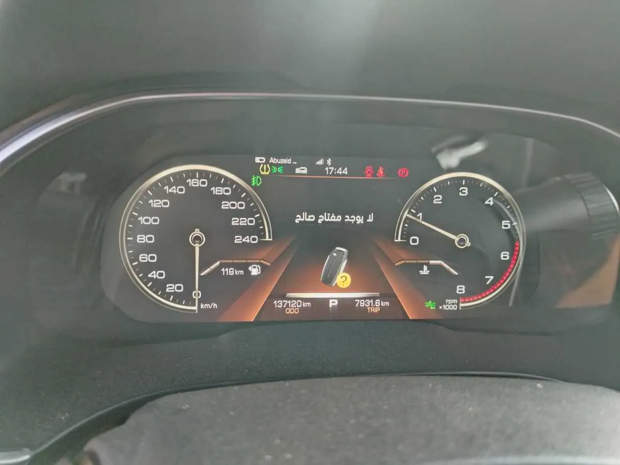 Car image 25