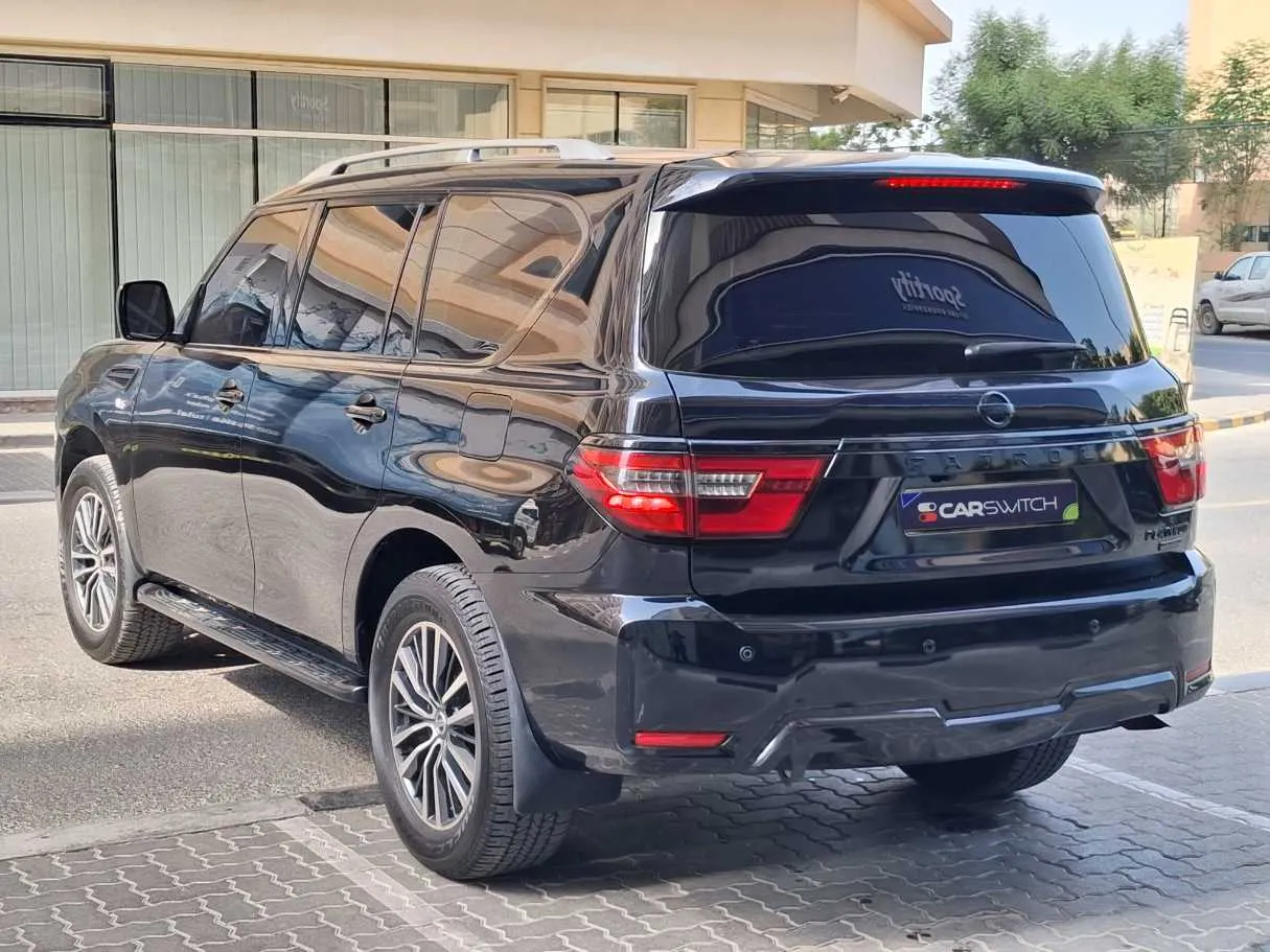 Car image 7