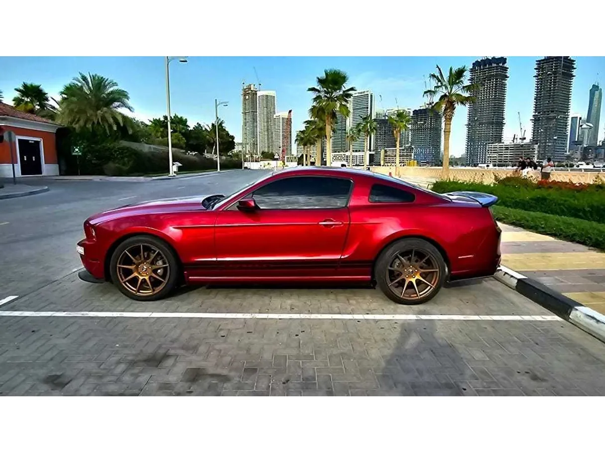 Car image 5