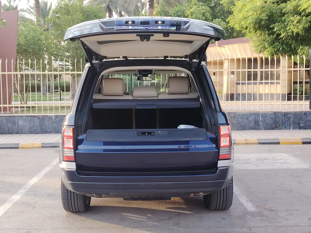 Car image 28