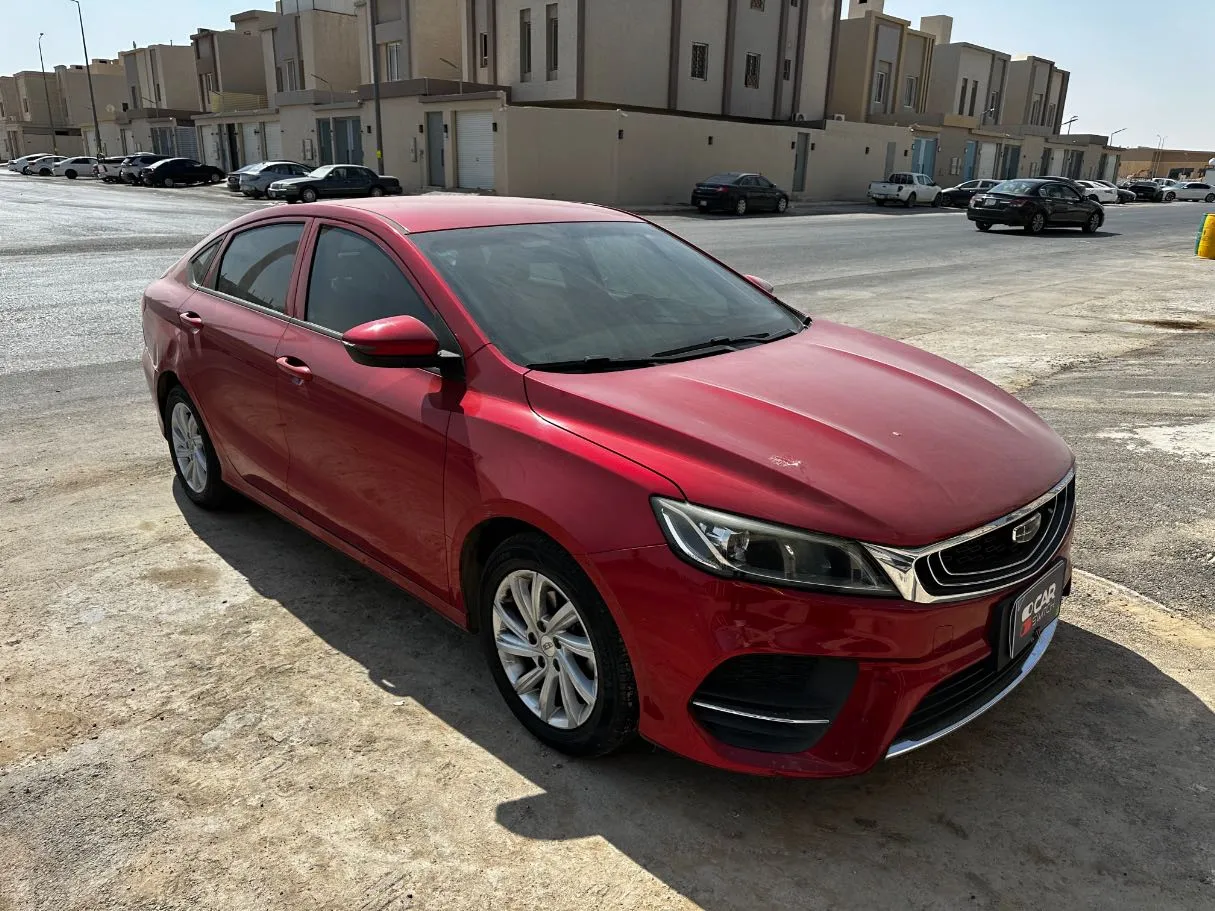 Car image 3