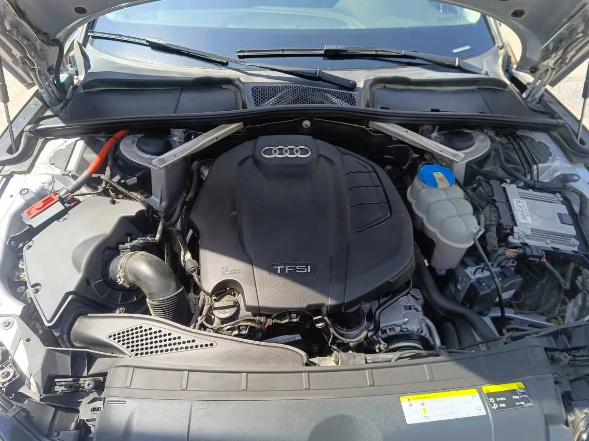 Car image 37
