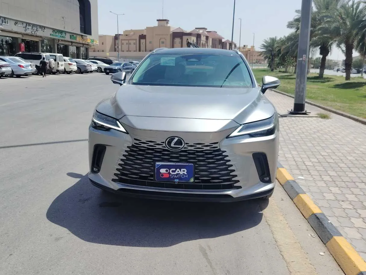 Car image 2