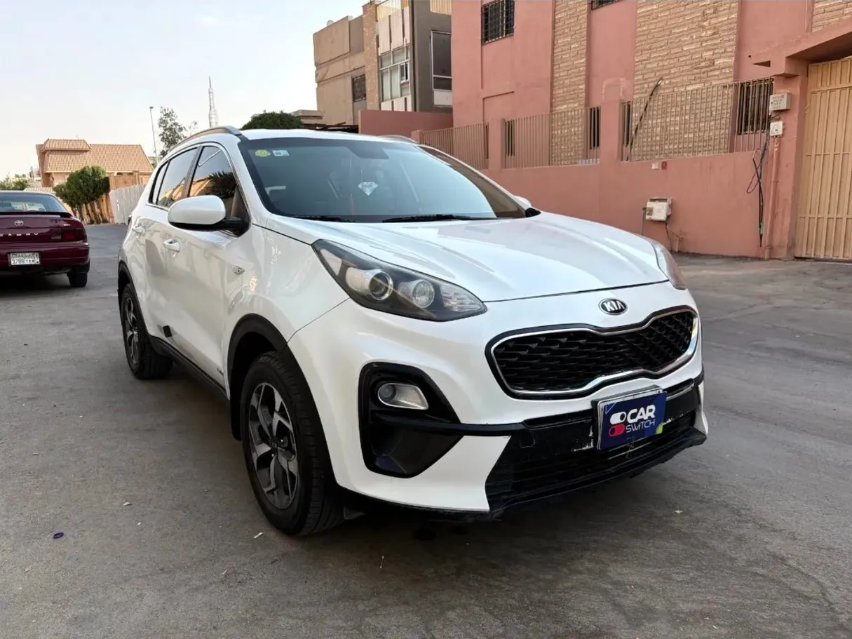 Car image 2