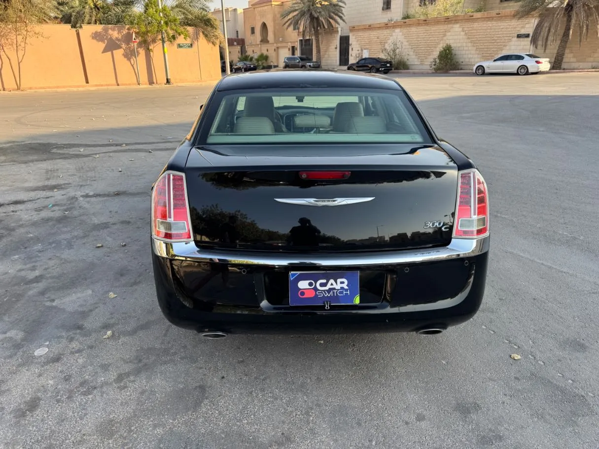 Car image 6