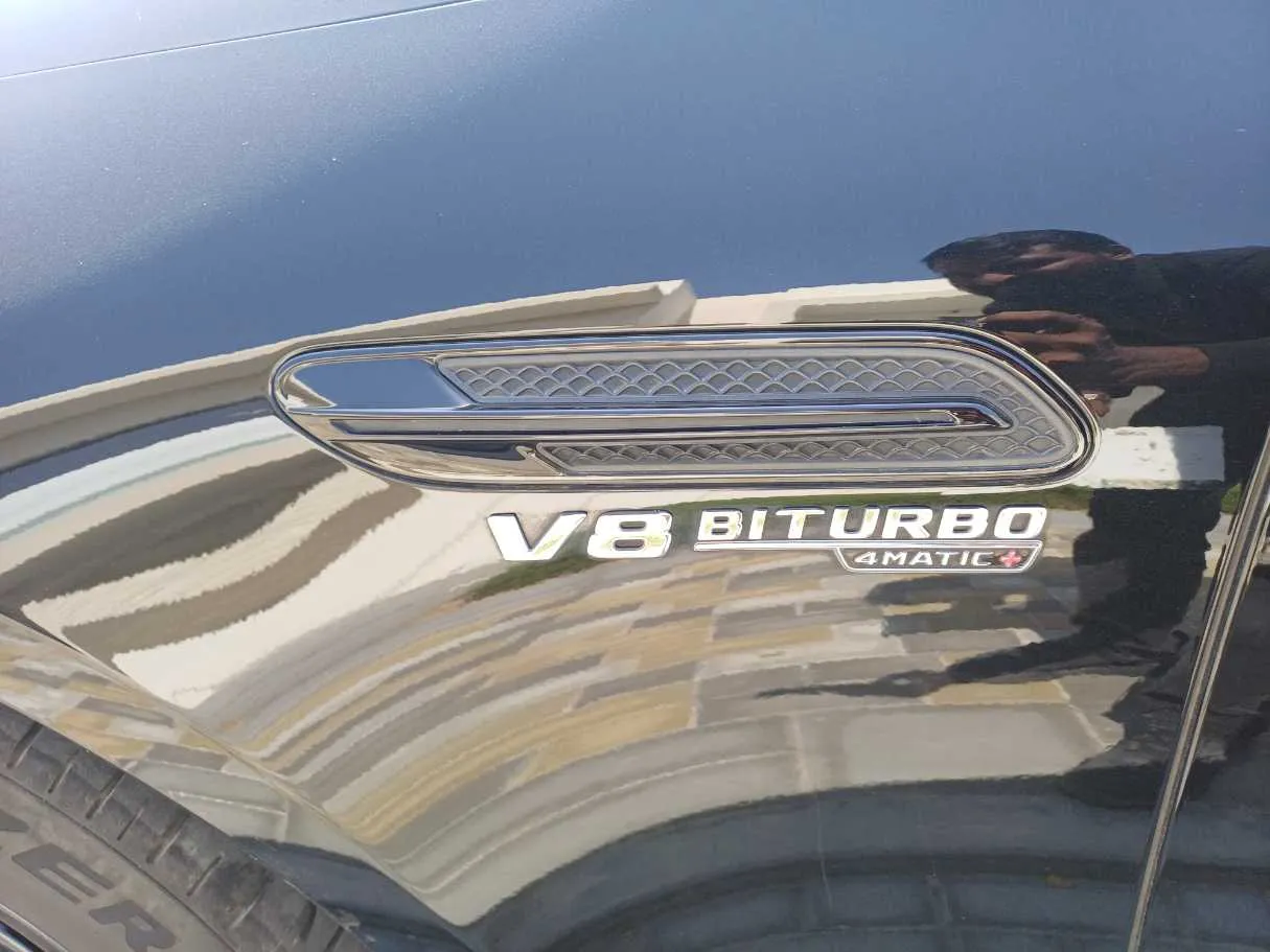 Car image 20
