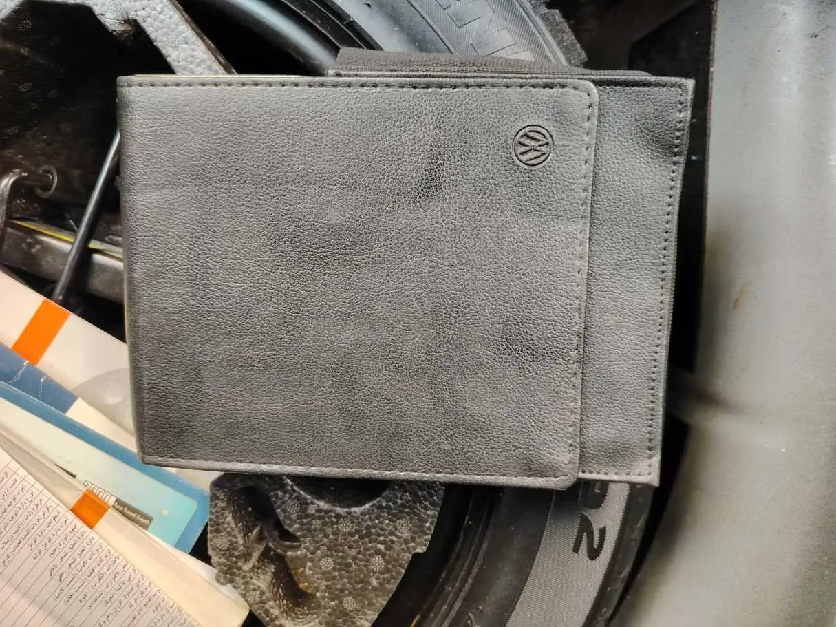 Car image 33