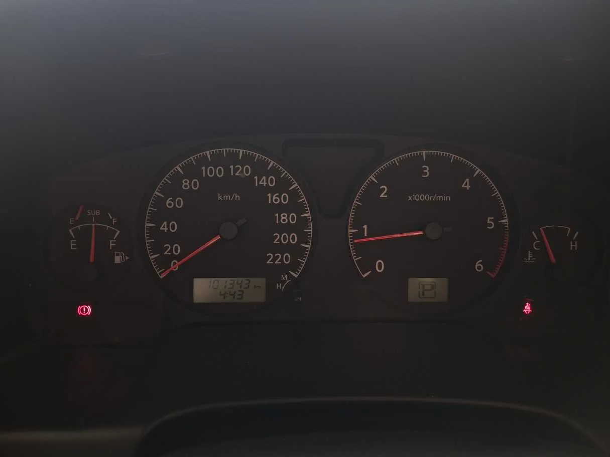 Car image 18